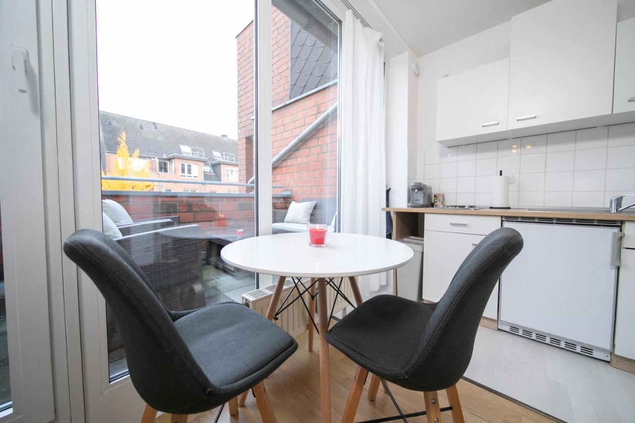 Studio Shiny - Zentral Mit Balkon - Messe - Kueche Neuss Buitenkant foto